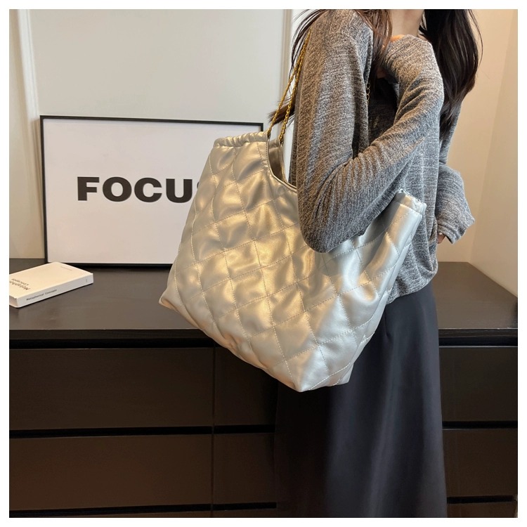 トートバッグ レディース 人気 40代 通勤